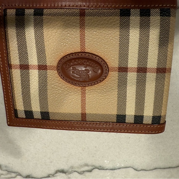 Authentic Brurberry Vintage Bifold Wallet in Haymarket Check - Picture 14 of 16